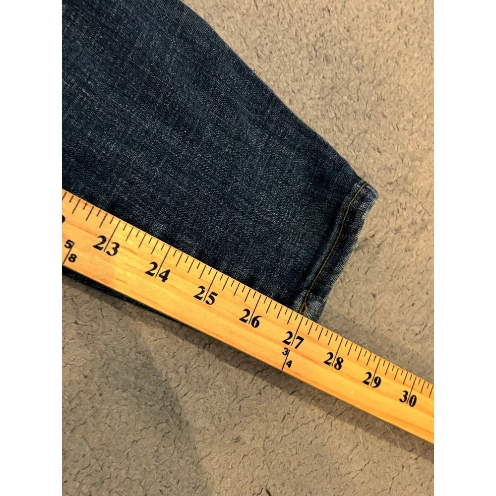 Calvin Klein Jeans Womens Size 6 Medium Wash Skinny Denim Blue Jeans 1345304